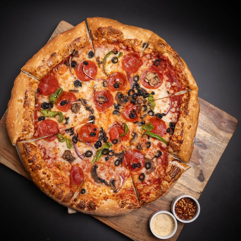 Savor Our Pizza Delivery